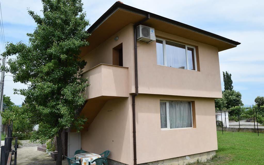 Mariana Apartment Pavel Banya Exterior photo